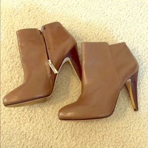 Banana republic ankle boots